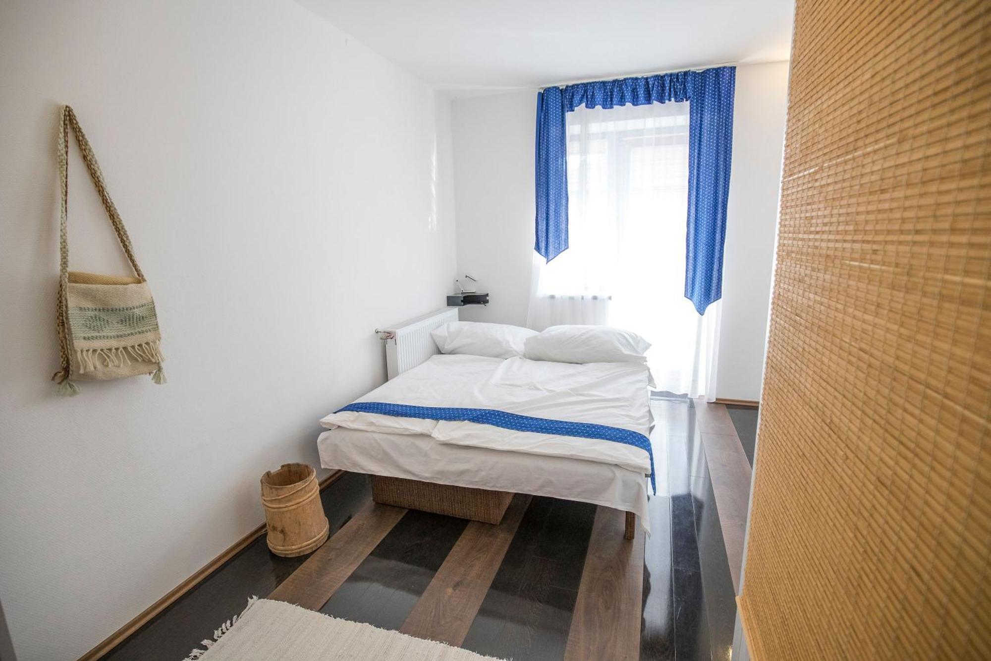 Villa Vamus Vendeg- Es Rendezvenyhaz Vamosszabadi Bagian luar foto