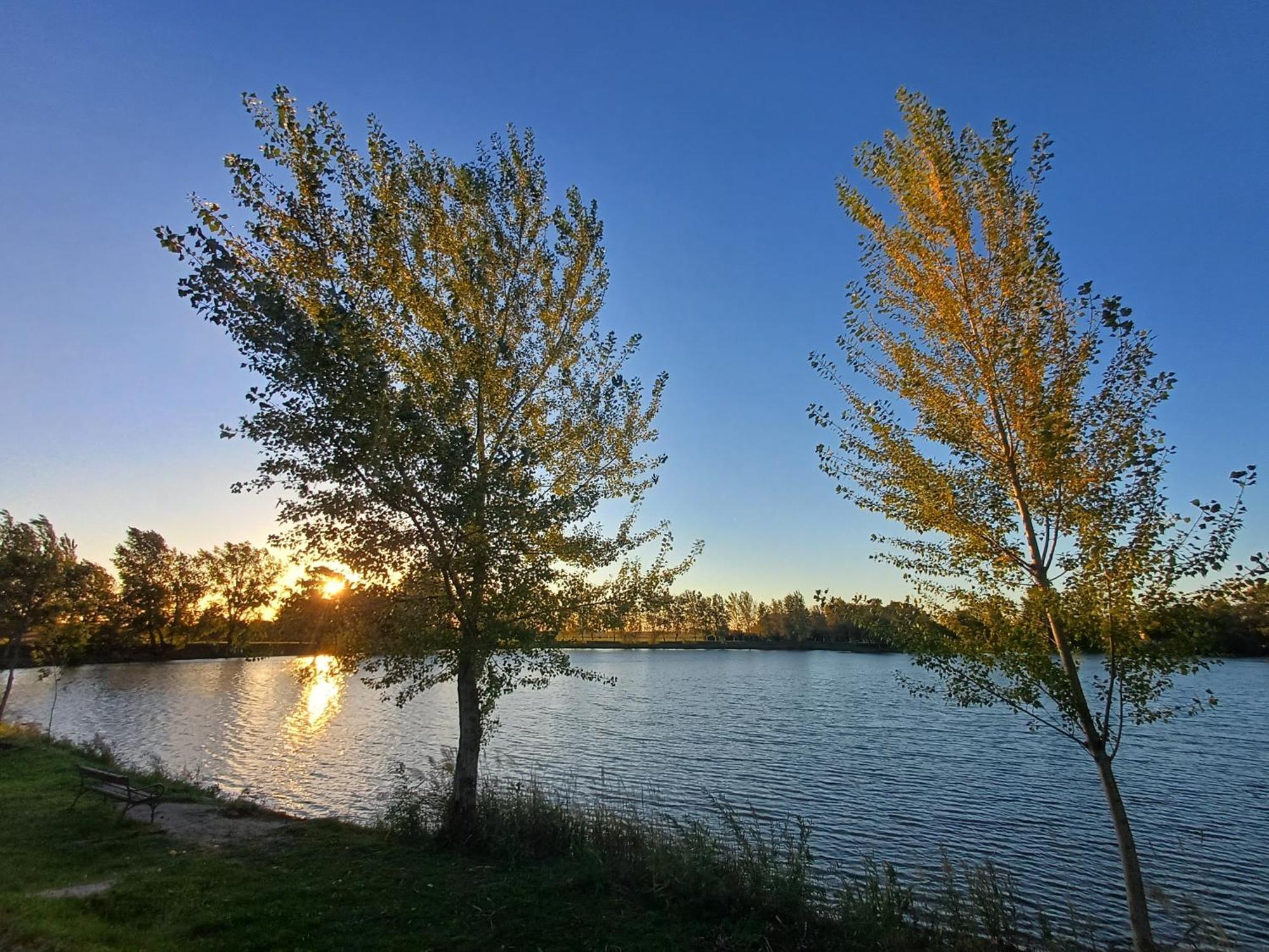 Villa Vamus Vendeg- Es Rendezvenyhaz Vamosszabadi Bagian luar foto