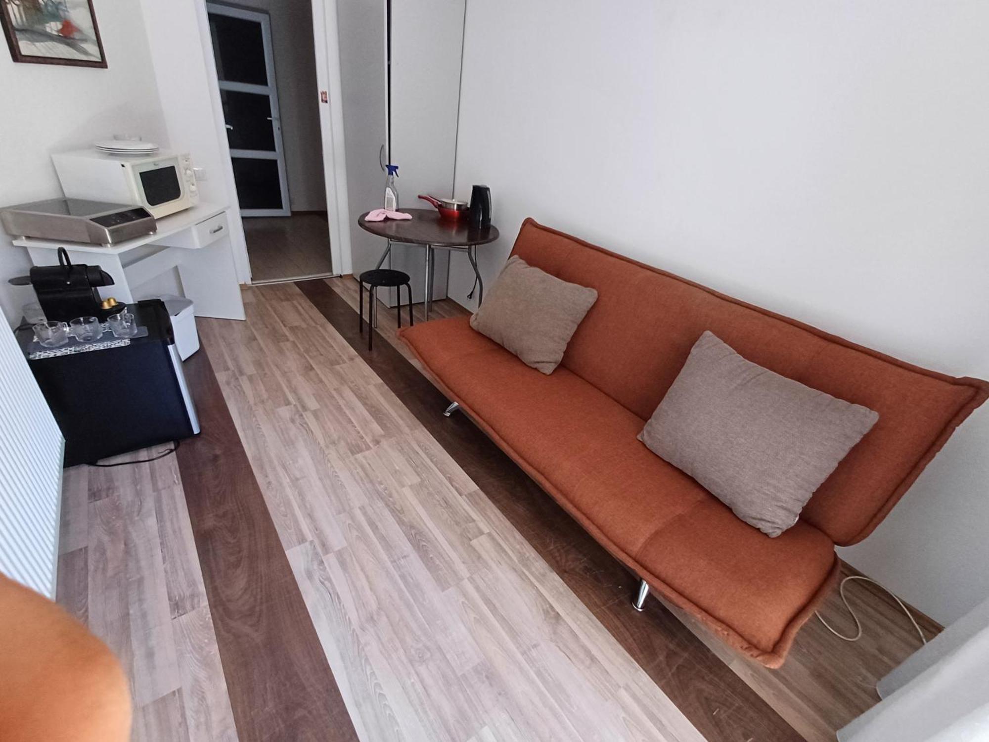 Villa Vamus Vendeg- Es Rendezvenyhaz Vamosszabadi Bagian luar foto